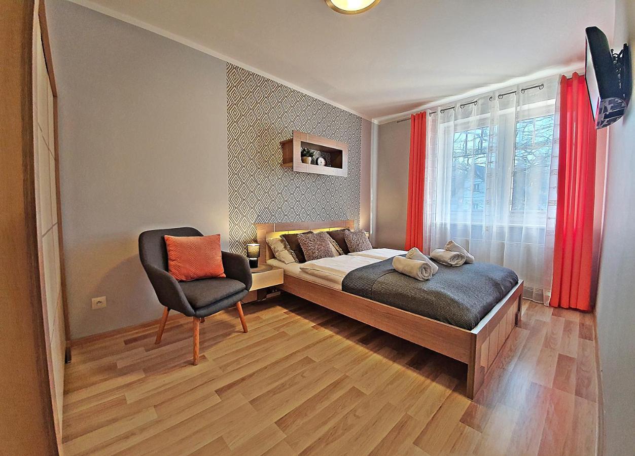 Apartamenty Sun&Fun Rezydencja Pod Debami Nad Lomnica 1B I 2B- Blisko Centrum I Sklepow W Otoczeniu Zieleni كارباش المظهر الخارجي الصورة